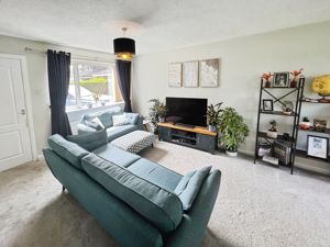 Lounge- click for photo gallery